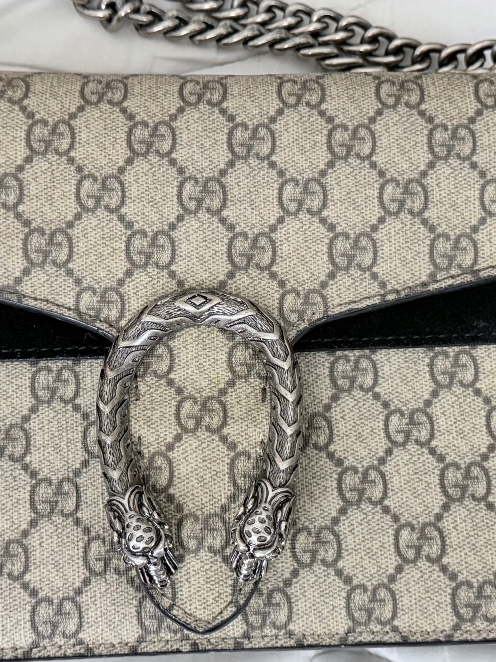 Gucci Beige GG Supreme Card Holder with Silver-Tone Dionysus Hardware